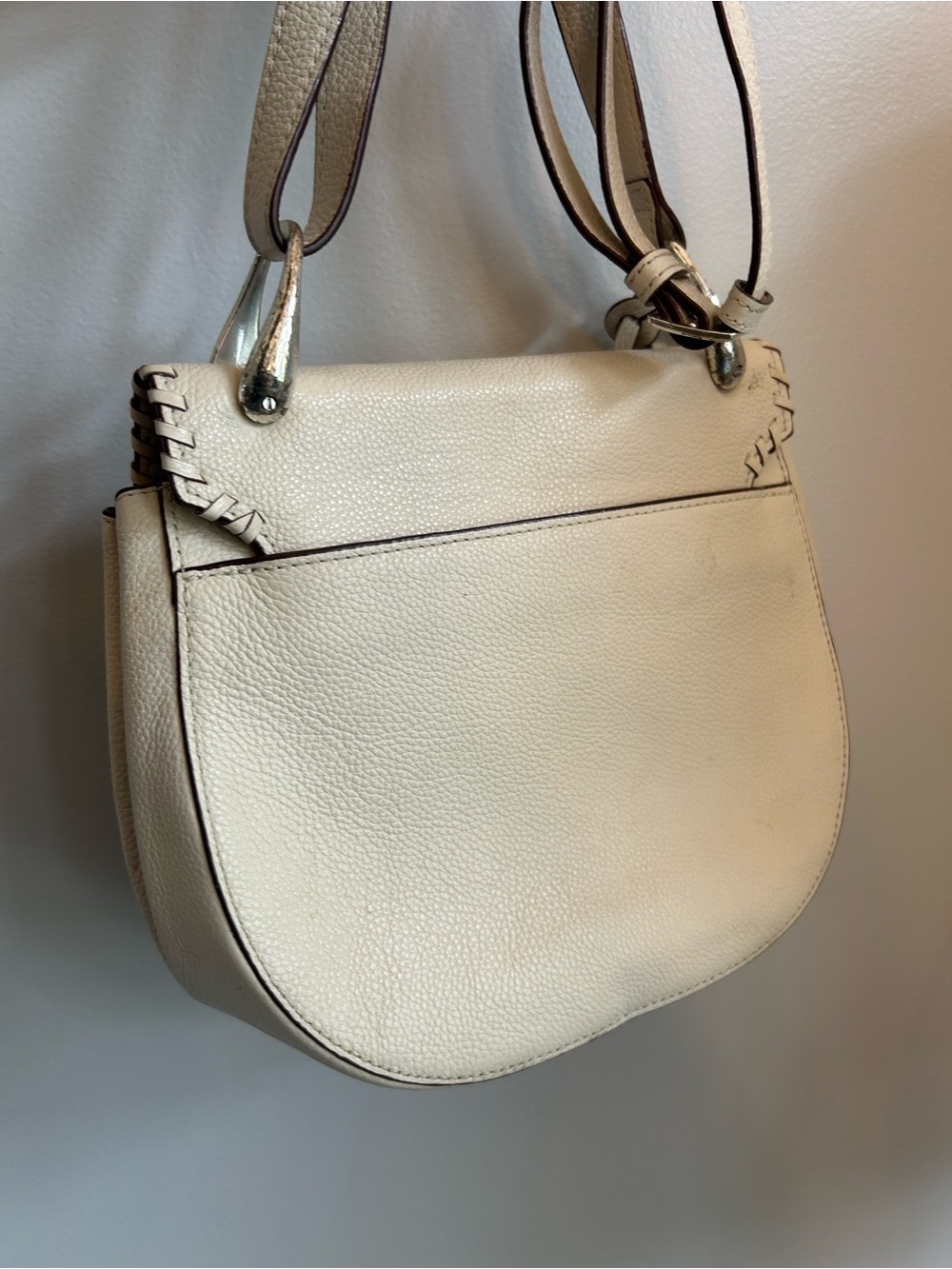 Brighton Ferrara GISELLA 3D Medallion Saddle Crossbody Bag Purse White Ivory - Picture 6 of 13